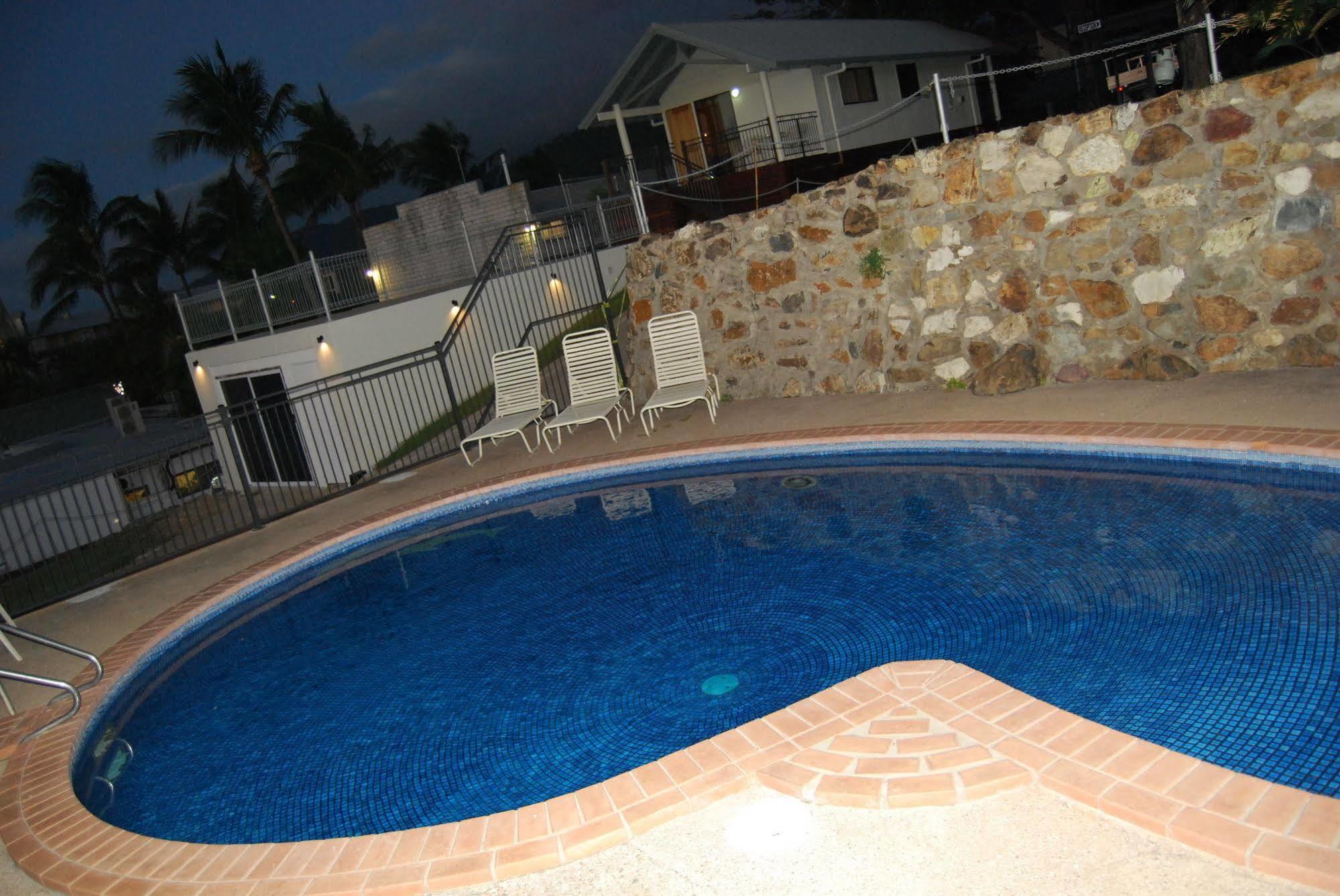 Airlie Beach Apartments Ngoại thất bức ảnh