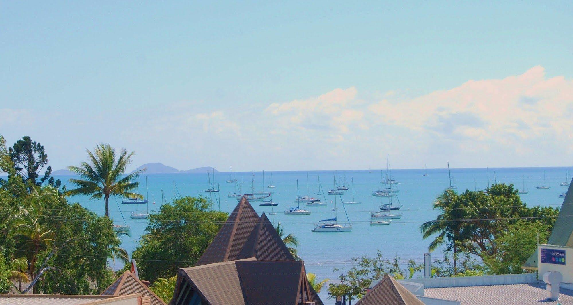 Airlie Beach Apartments Ngoại thất bức ảnh